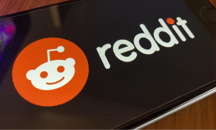 From Memes to News: Reddit&rsquo;s Hottest Trends Right Now