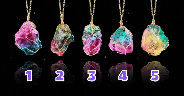 Probiere einen Gl&uuml;ckskristall-Schmuck an, wir enth&uuml;llen dir, wer du wirklich bist und was du erwartest!