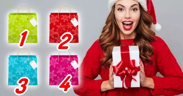 The Christmas Gift Bag You Choose Will Reveal Your Fortune In The Next 5 Years!