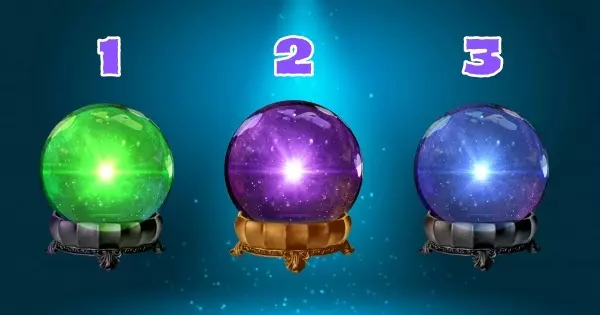 Escolha Uma Bola De Cristal E Revele O Que Esperar Do Ano Novo!