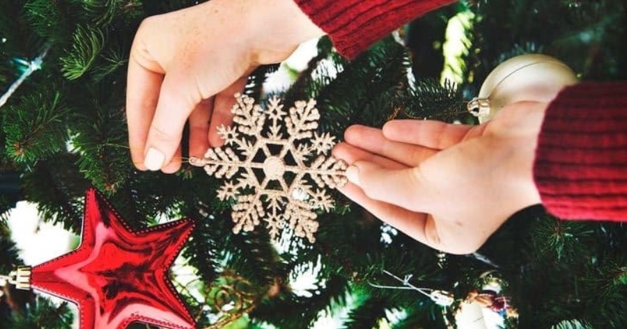 Plan Your Ideal Christmas Party And Get A Secret Santa Gift Idea!