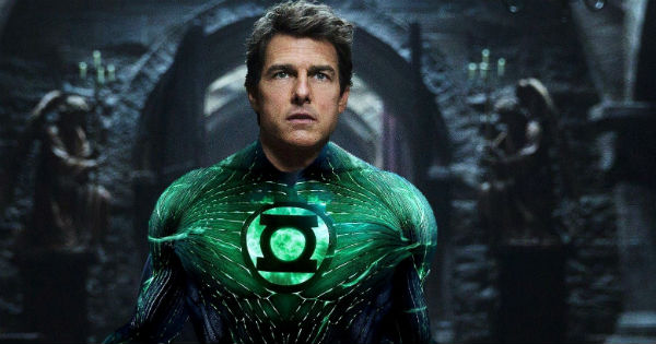 Look ,Tom Cruise can't stop taking a photo with you!