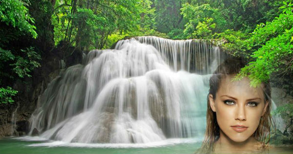C&ugrave;ng ngắm bức ảnh với th&aacute;c nước của bạn