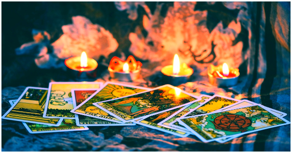 As cartas de tarot tem o poder de revelar o seu futuro!